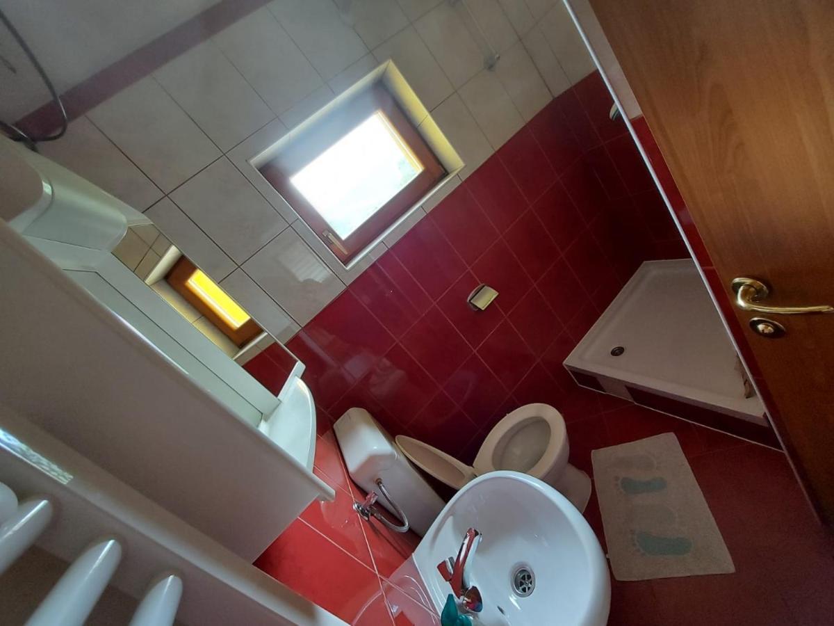 Apartments & Rooms Ramljak كورينيتسا الغرفة الصورة